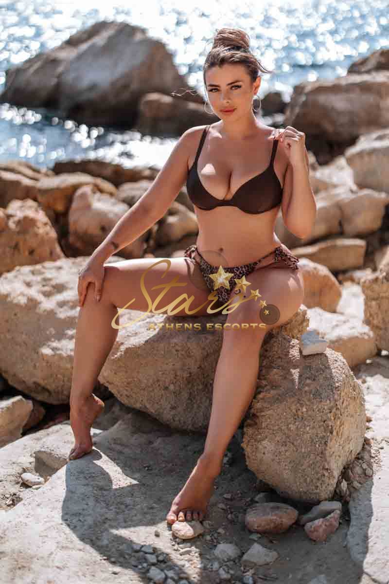 KIRA-ATHENS-ESCORT-STARS